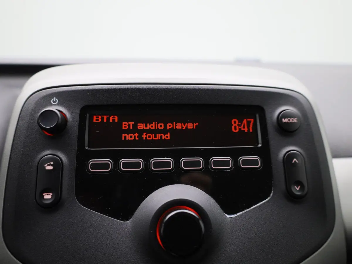 1.0 e-VTi Active | Airconditioning | Bluetooth | Elektrische Ramen |
