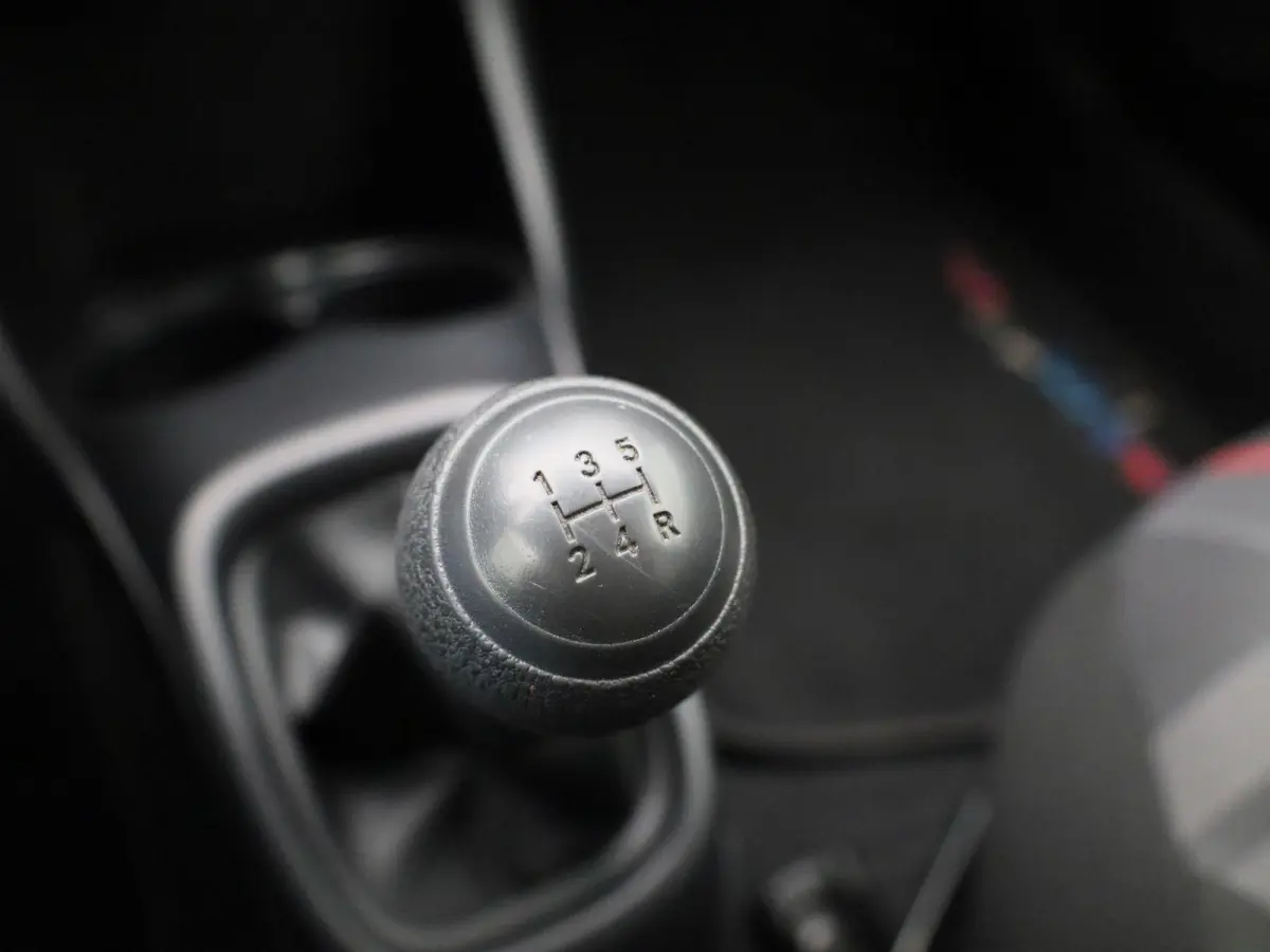 1.0 e-VTi Active | Airconditioning | Bluetooth | Elektrische Ramen |