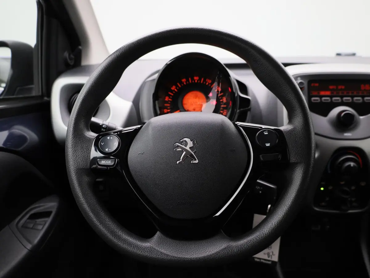1.0 e-VTi Active | Airconditioning | Bluetooth | Elektrische Ramen |