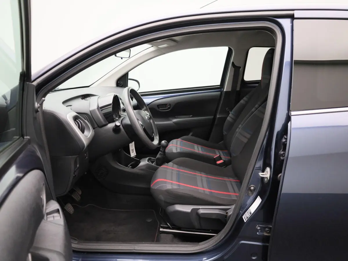 1.0 e-VTi Active | Airconditioning | Bluetooth | Elektrische Ramen |