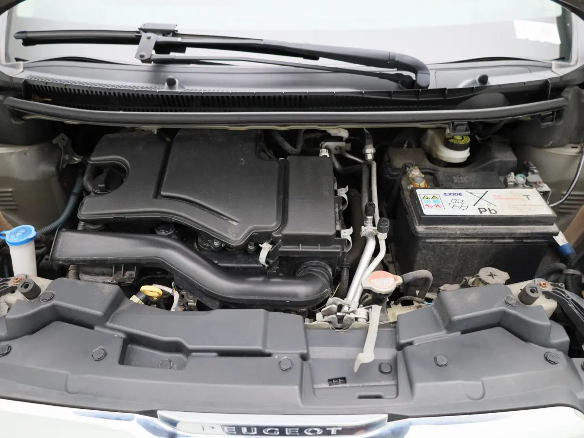 1.0 e-VTi Active | Airconditioning | Bluetooth | Elektrische Ramen |