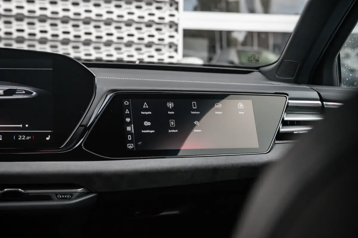 Avant 2.0 quattro S edition | Techniek pakket | Trekhaak | Sportstoel-S |