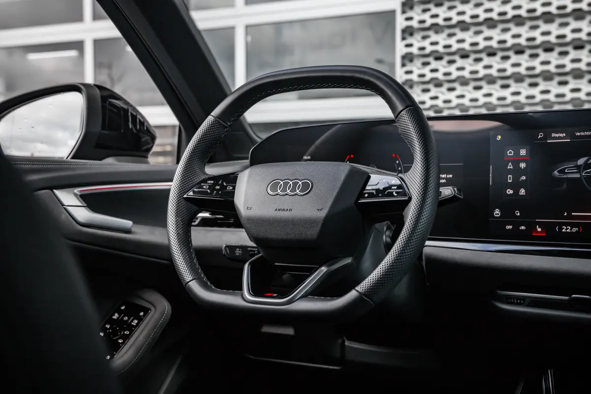 Avant 2.0 quattro S edition | Techniek pakket | Trekhaak | Sportstoel-S |