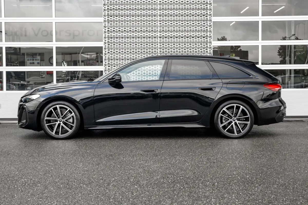 Avant 2.0 quattro S edition | Techniek pakket | Trekhaak | Sportstoel-S |