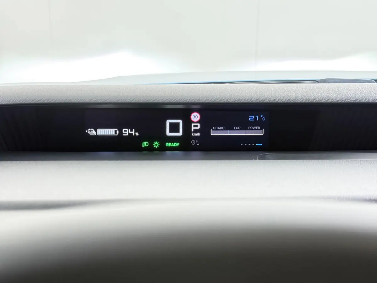 Max 113pk 44 kWh | 3-Fase | Navigatie | Camera | Parkeersensoren | Cruise control | Automatische airco | Lichtmetalen velgen | Apple Carplay en Android auto draadloos