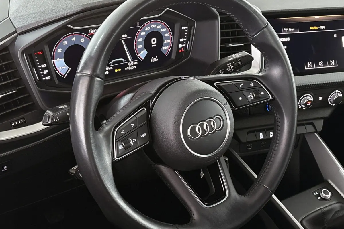 30 TFSI Advanced epic Apple Carplay Airco Parkeersensoren