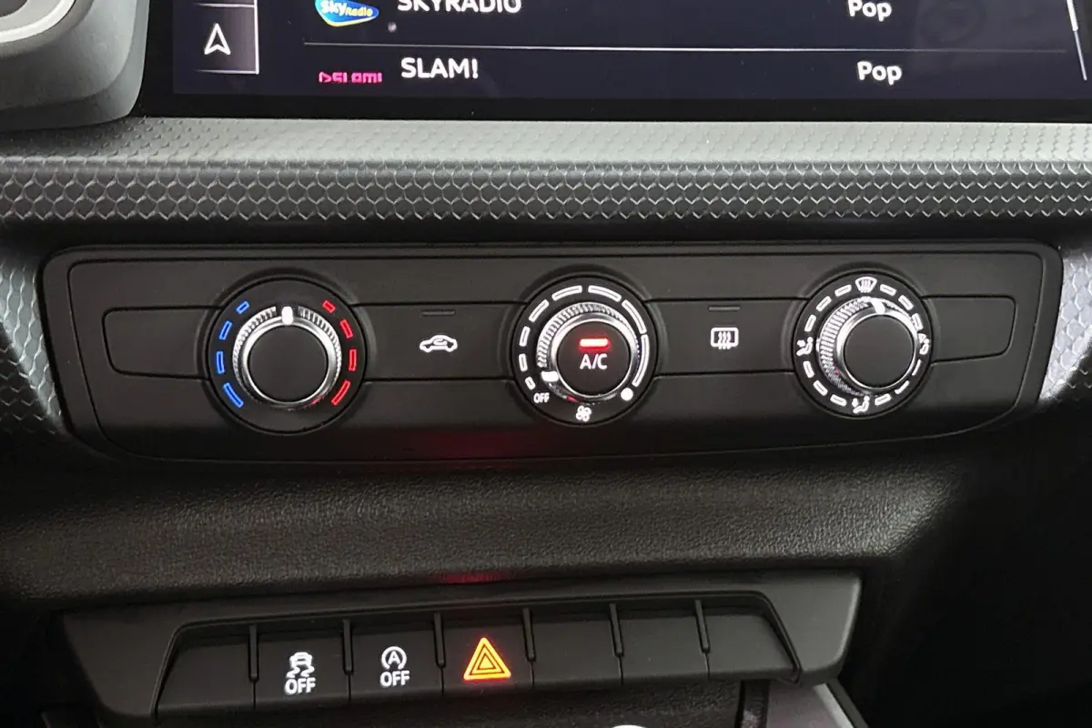 30 TFSI Advanced epic Apple Carplay Airco Parkeersensoren