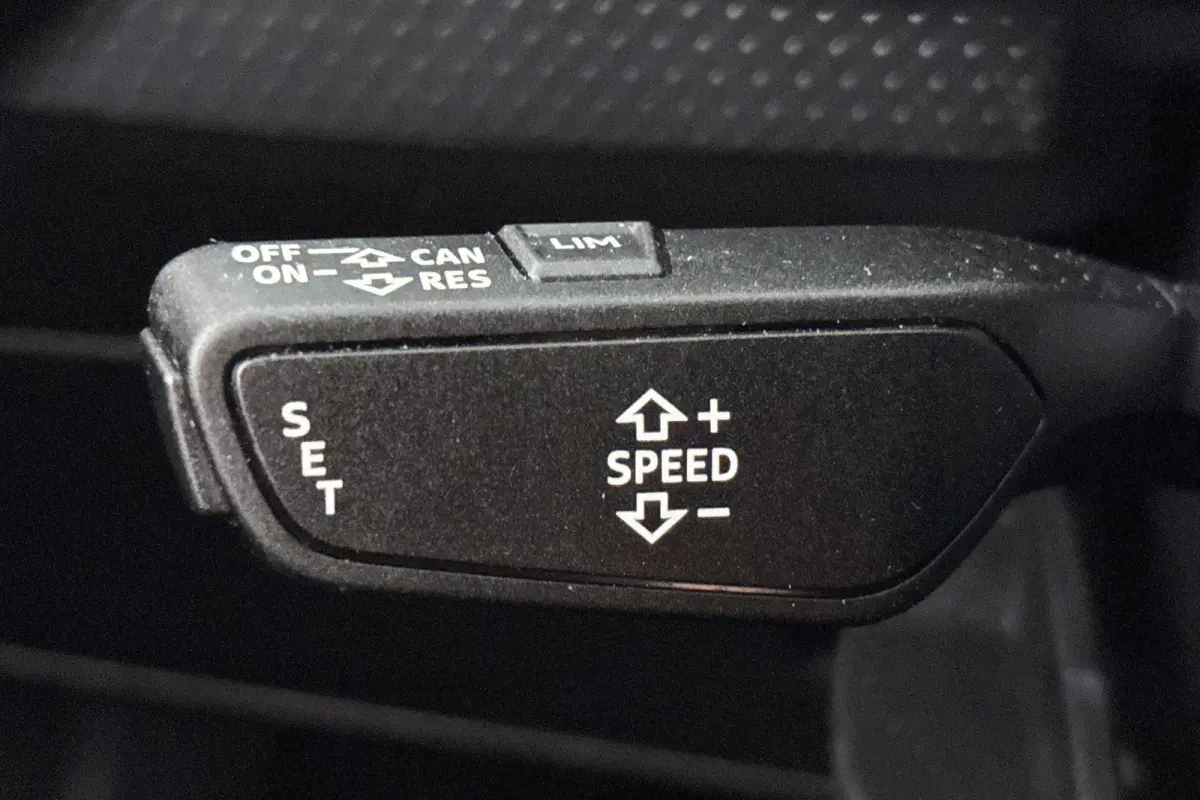 30 TFSI Advanced epic Apple Carplay Airco Parkeersensoren