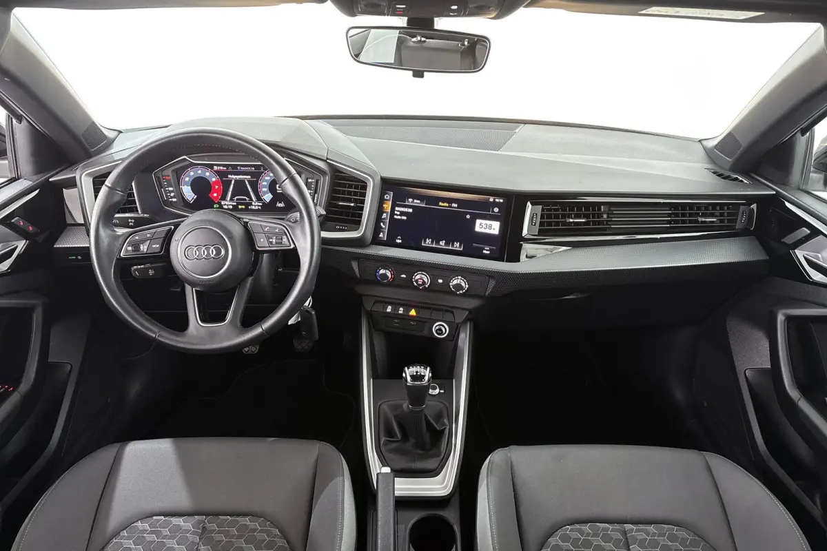 30 TFSI Advanced epic Apple Carplay Airco Parkeersensoren