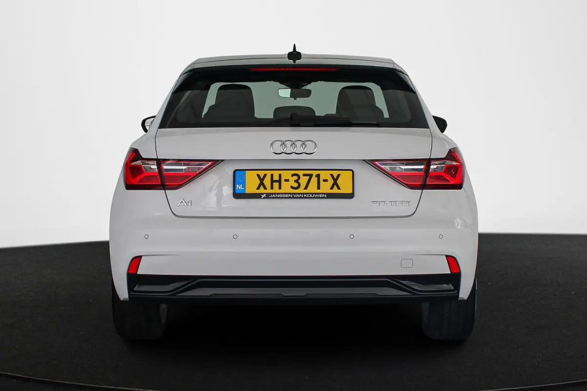 30 TFSI Advanced epic Apple Carplay Airco Parkeersensoren
