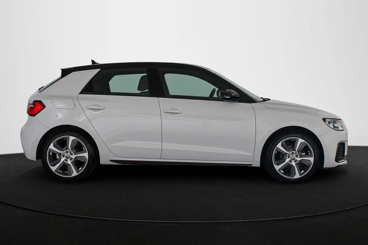 30 TFSI Advanced epic Apple Carplay Airco Parkeersensoren