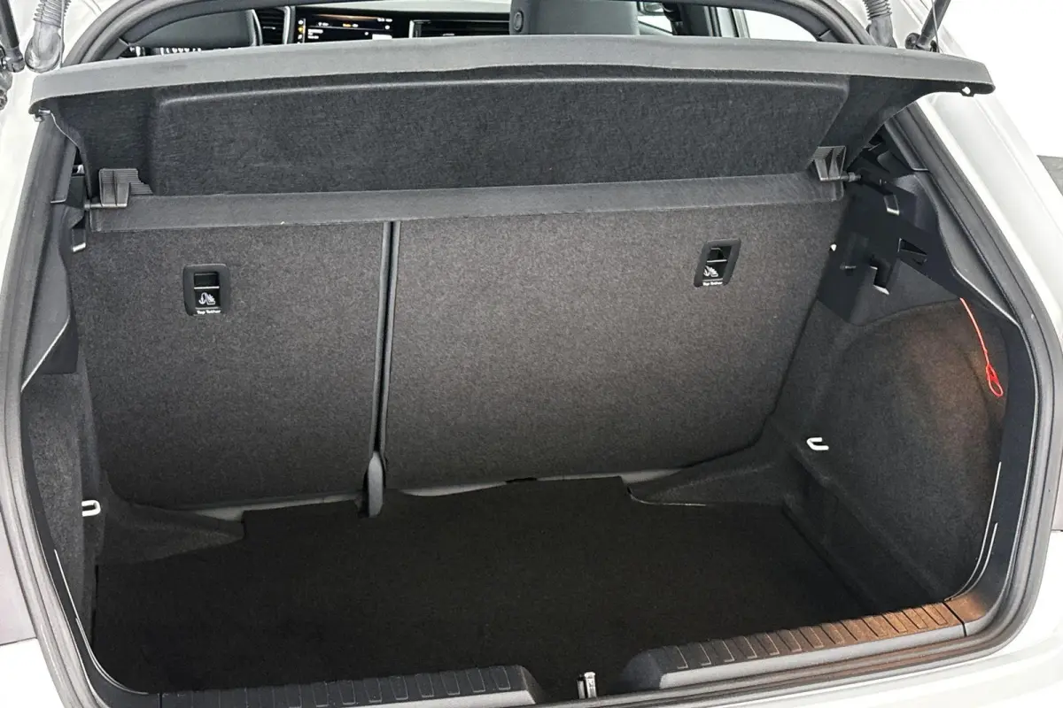 30 TFSI Advanced epic Apple Carplay Airco Parkeersensoren