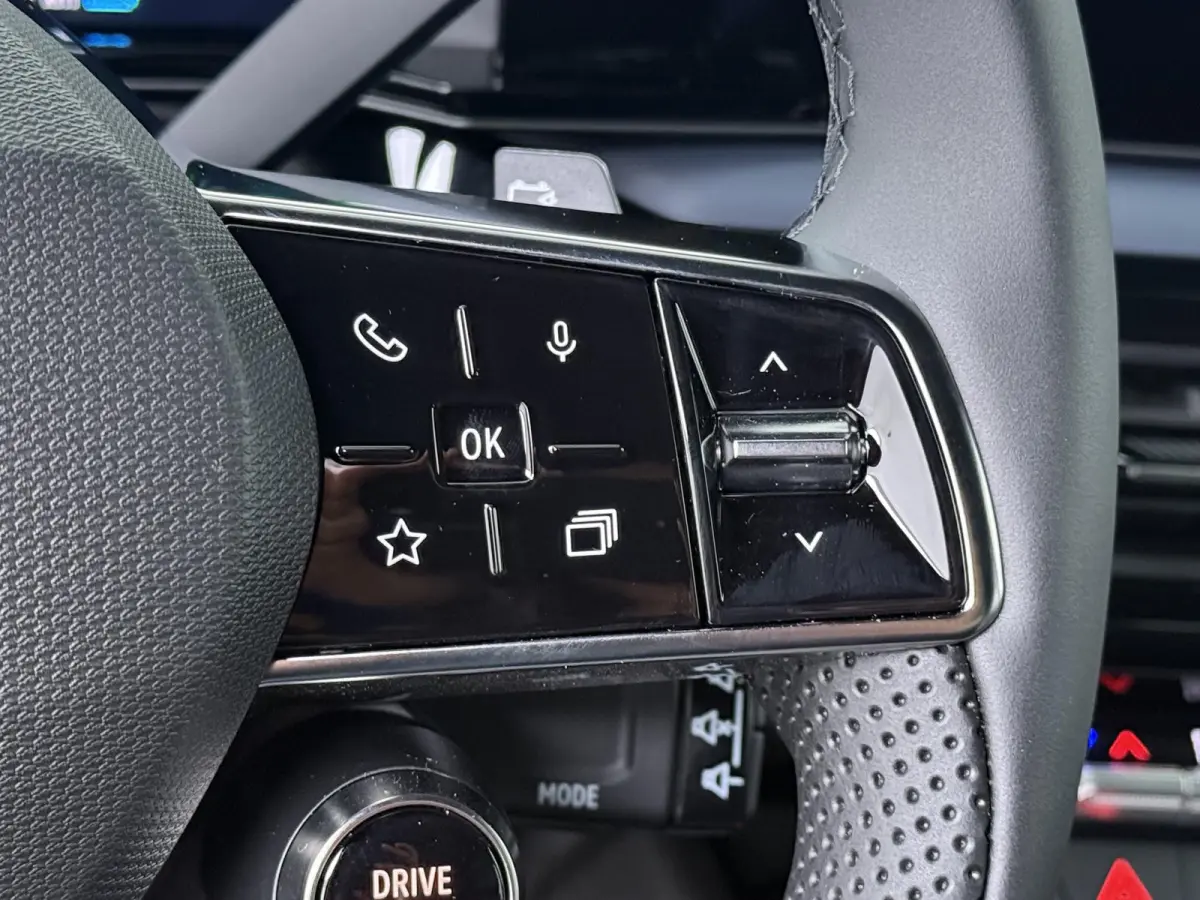 EVOLVE 52 kWh | SNELRIJDEN NU OP VOORRAAD | € 3.000,- voorraadvoordeel! | Harman Kardon | Google build-in | Stoelverwarming