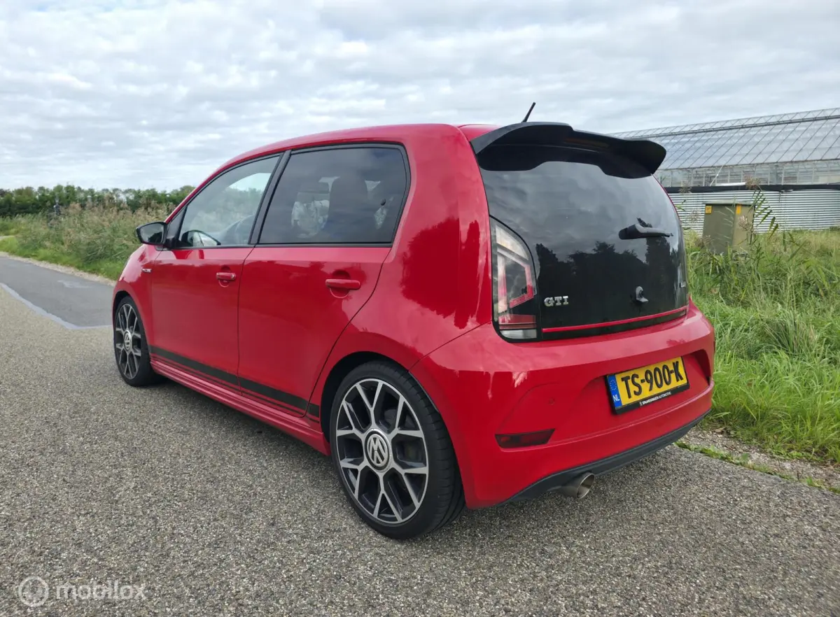 Up! 1.0 TSI GTI / Milltek / Stoelverwarming / PDC