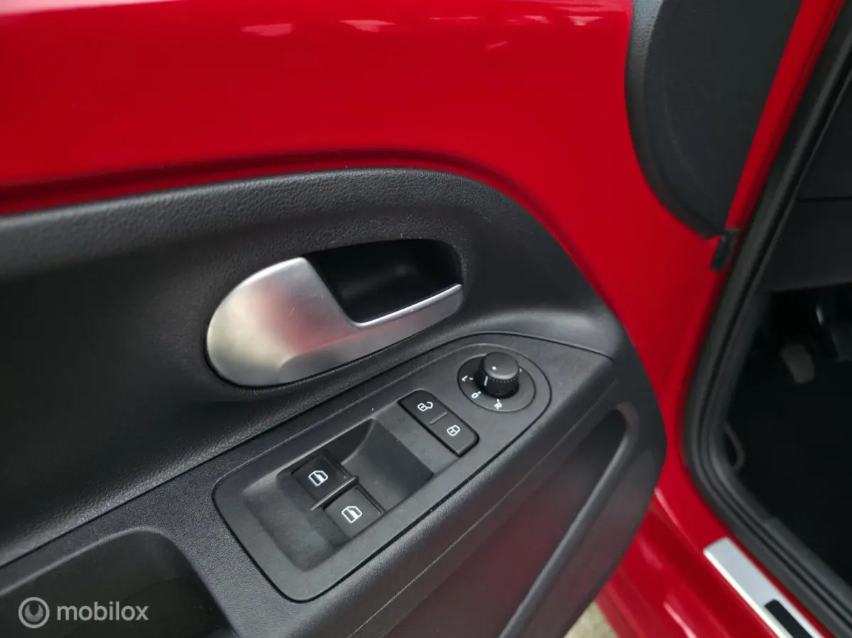 Up! 1.0 TSI GTI / Milltek / Stoelverwarming / PDC