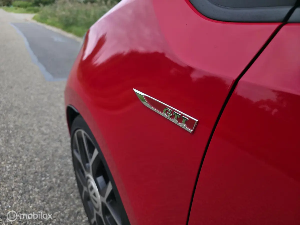 Up! 1.0 TSI GTI / Milltek / Stoelverwarming / PDC