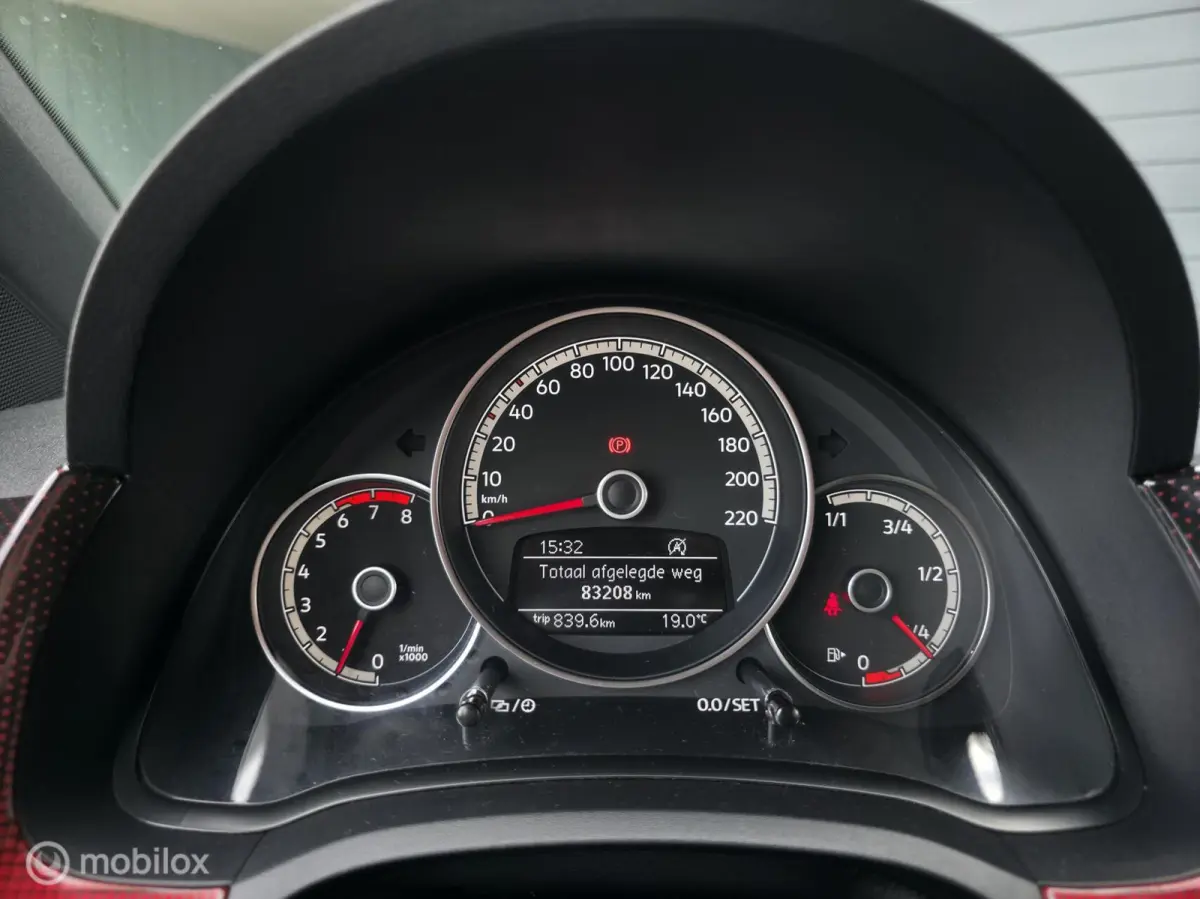 Up! 1.0 TSI GTI / Milltek / Stoelverwarming / PDC