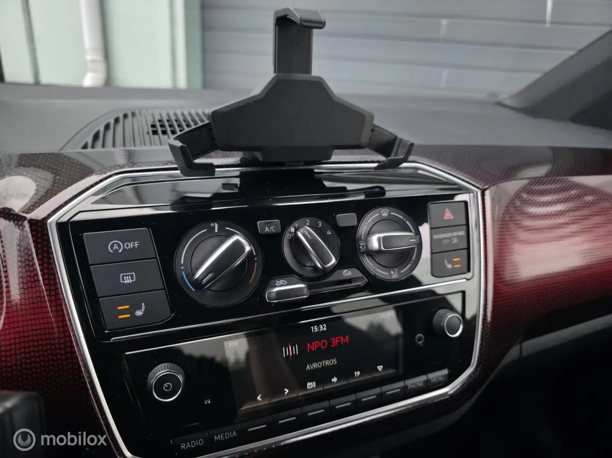 Up! 1.0 TSI GTI / Milltek / Stoelverwarming / PDC