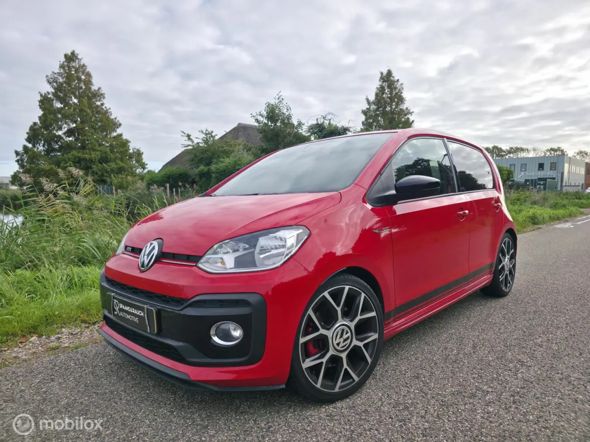 Up! 1.0 TSI GTI / Milltek / Stoelverwarming / PDC
