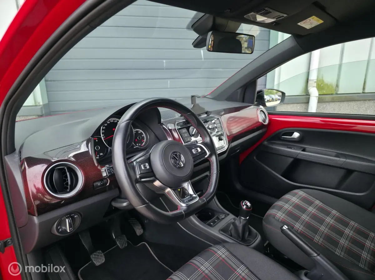 Up! 1.0 TSI GTI / Milltek / Stoelverwarming / PDC