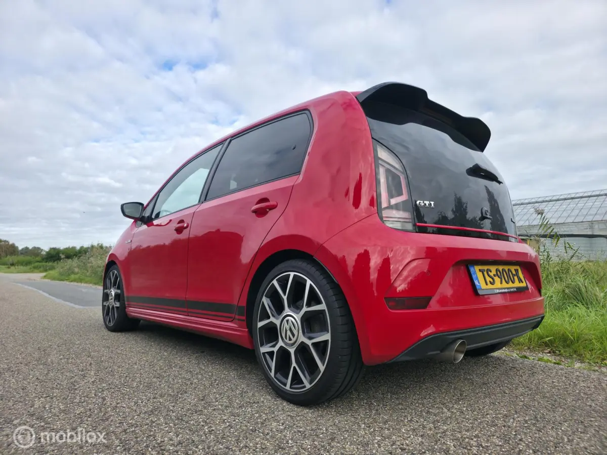Up! 1.0 TSI GTI / Milltek / Stoelverwarming / PDC