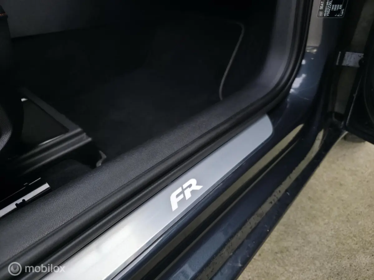 1.5 eTSI FR / Pano / Camera / Carplay / Sfeerverl.