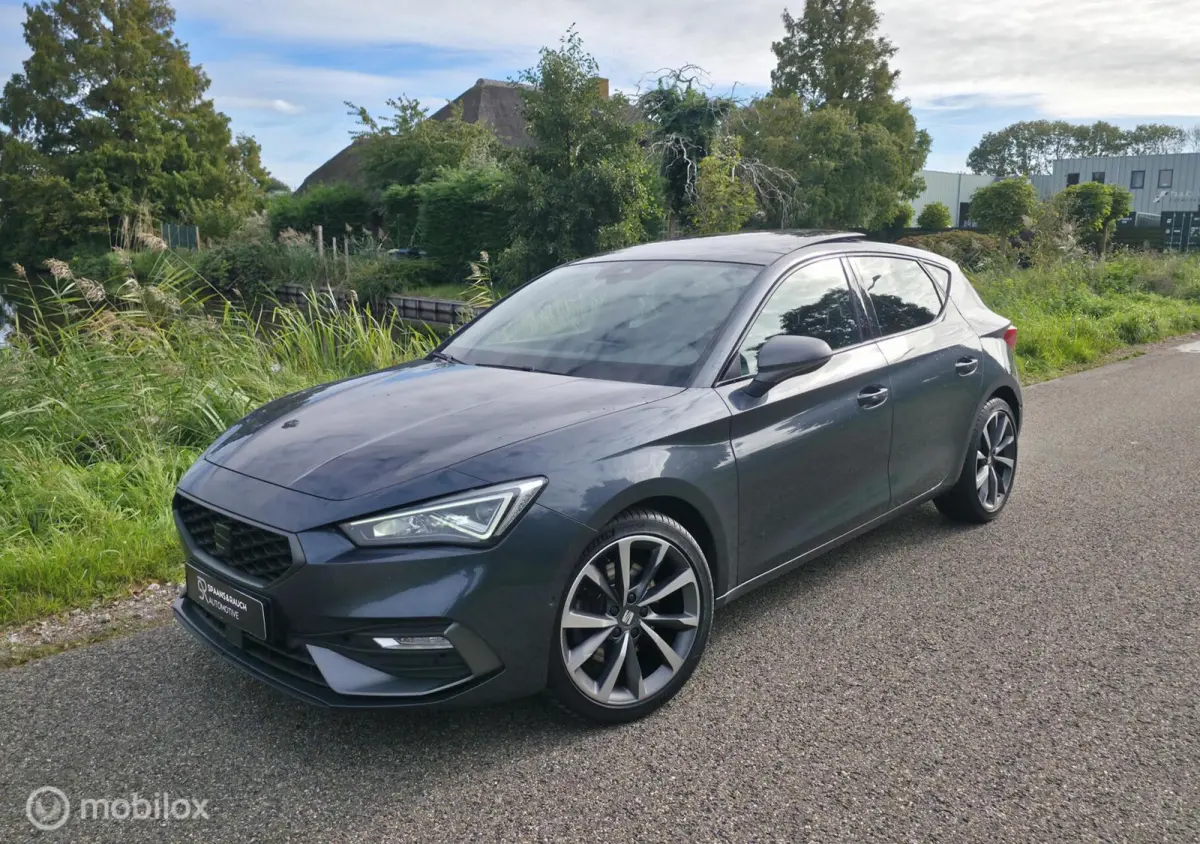 1.5 eTSI FR / Pano / Camera / Carplay / Sfeerverl.