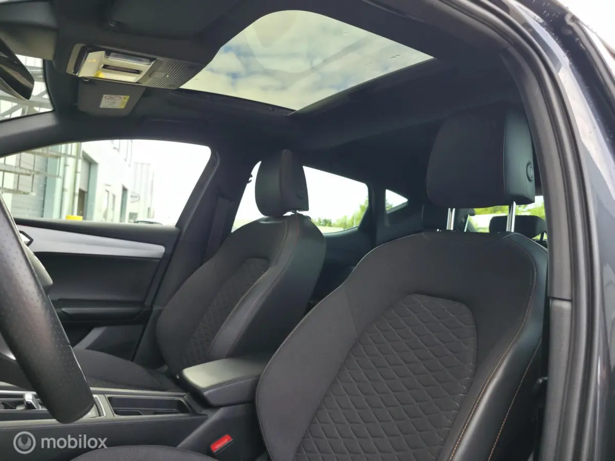 1.5 eTSI FR / Pano / Camera / Carplay / Sfeerverl.