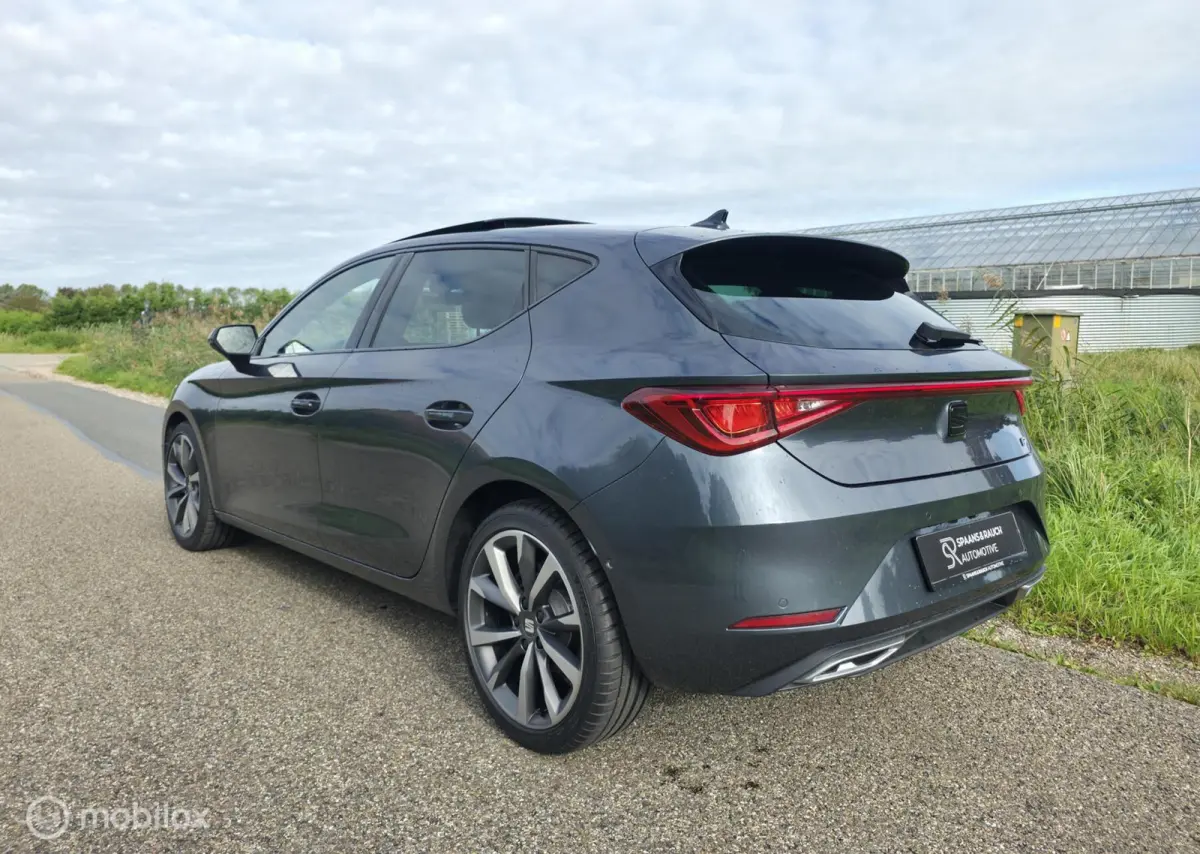 1.5 eTSI FR / Pano / Camera / Carplay / Sfeerverl.
