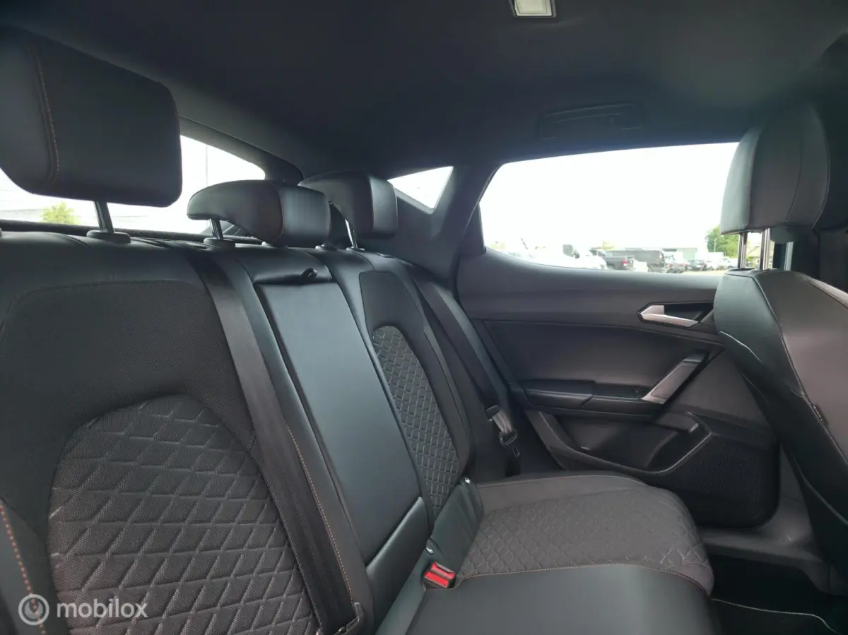 1.5 eTSI FR / Pano / Camera / Carplay / Sfeerverl.