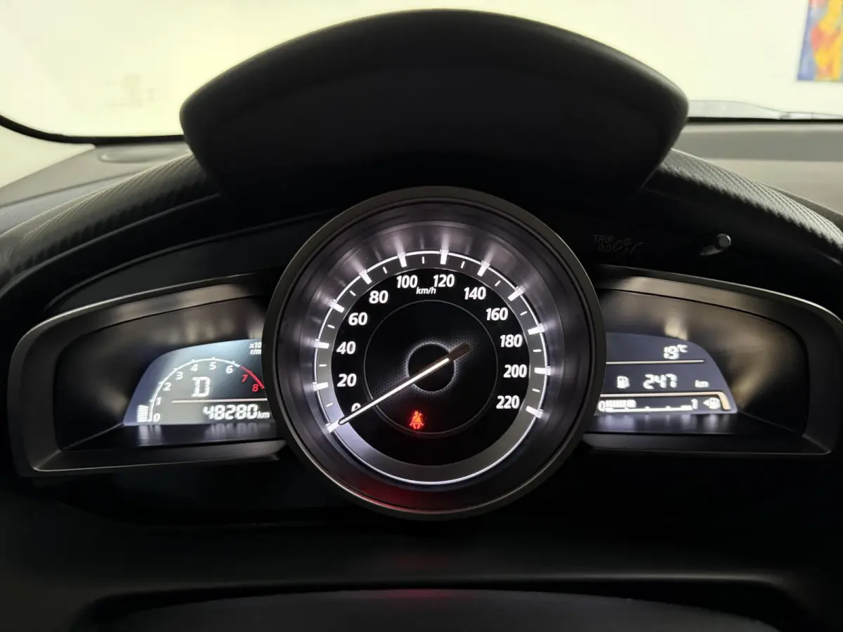 2.0 SkyActiv-G 120 TS+ AUTOMAAT | NAVI | STOELVERW