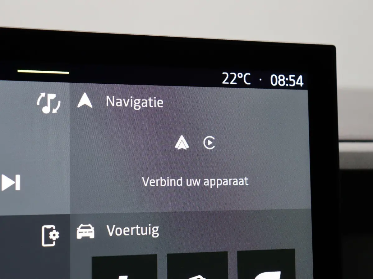 1.8 Hybrid 155 Launch Edition | Trekhaak | Adaptieve cruise control | Elektrisch bedienbare kofferklep | Stoel, stuur en voorruitverwarming |