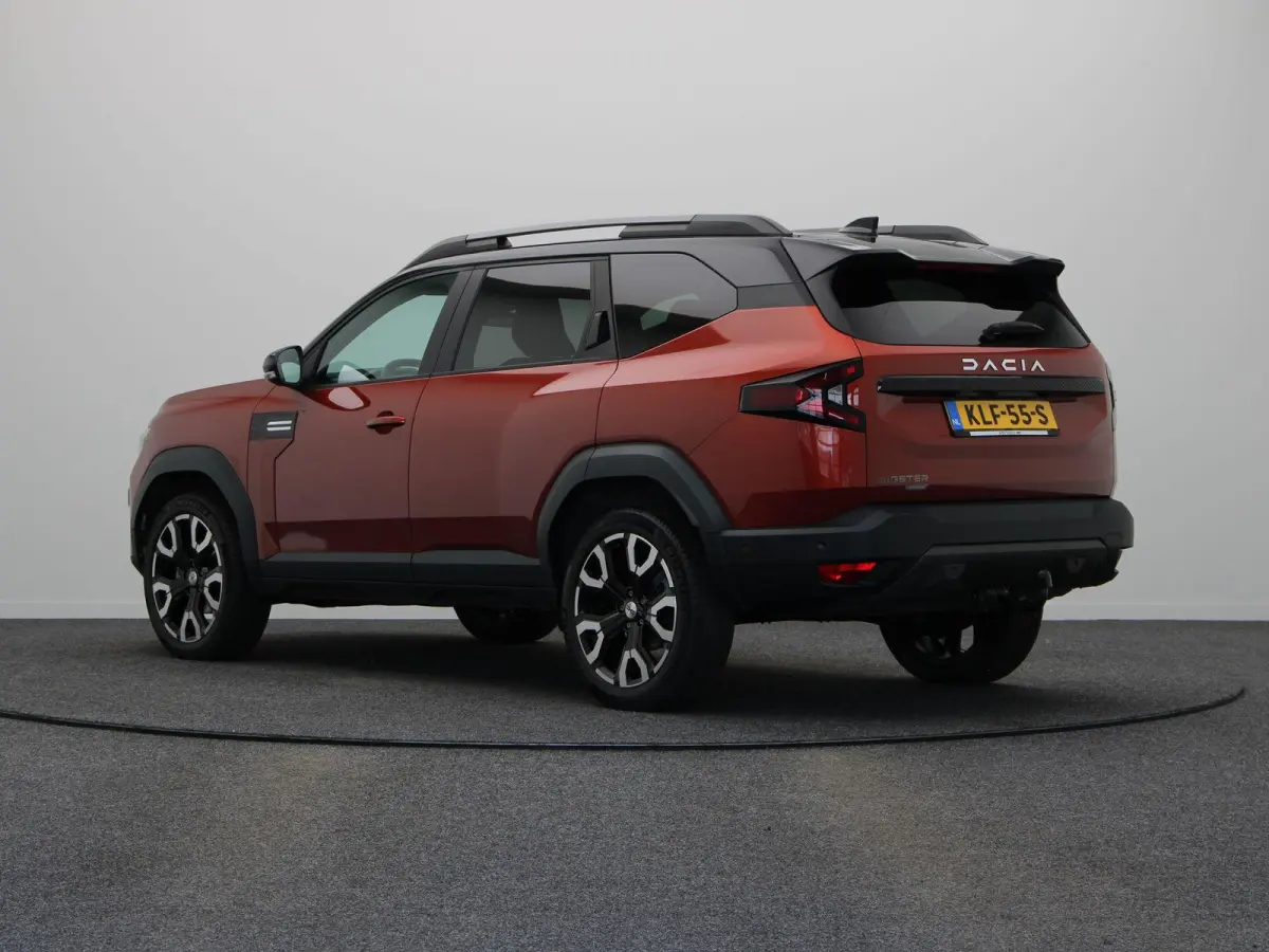 1.8 Hybrid 155 Launch Edition | Trekhaak | Adaptieve cruise control | Elektrisch bedienbare kofferklep | Stoel, stuur en voorruitverwarming |