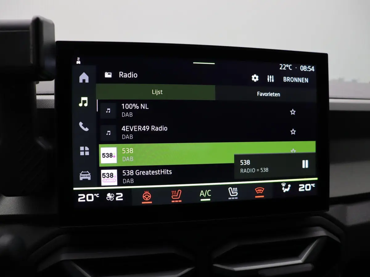 1.8 Hybrid 155 Launch Edition | Trekhaak | Adaptieve cruise control | Elektrisch bedienbare kofferklep | Stoel, stuur en voorruitverwarming |
