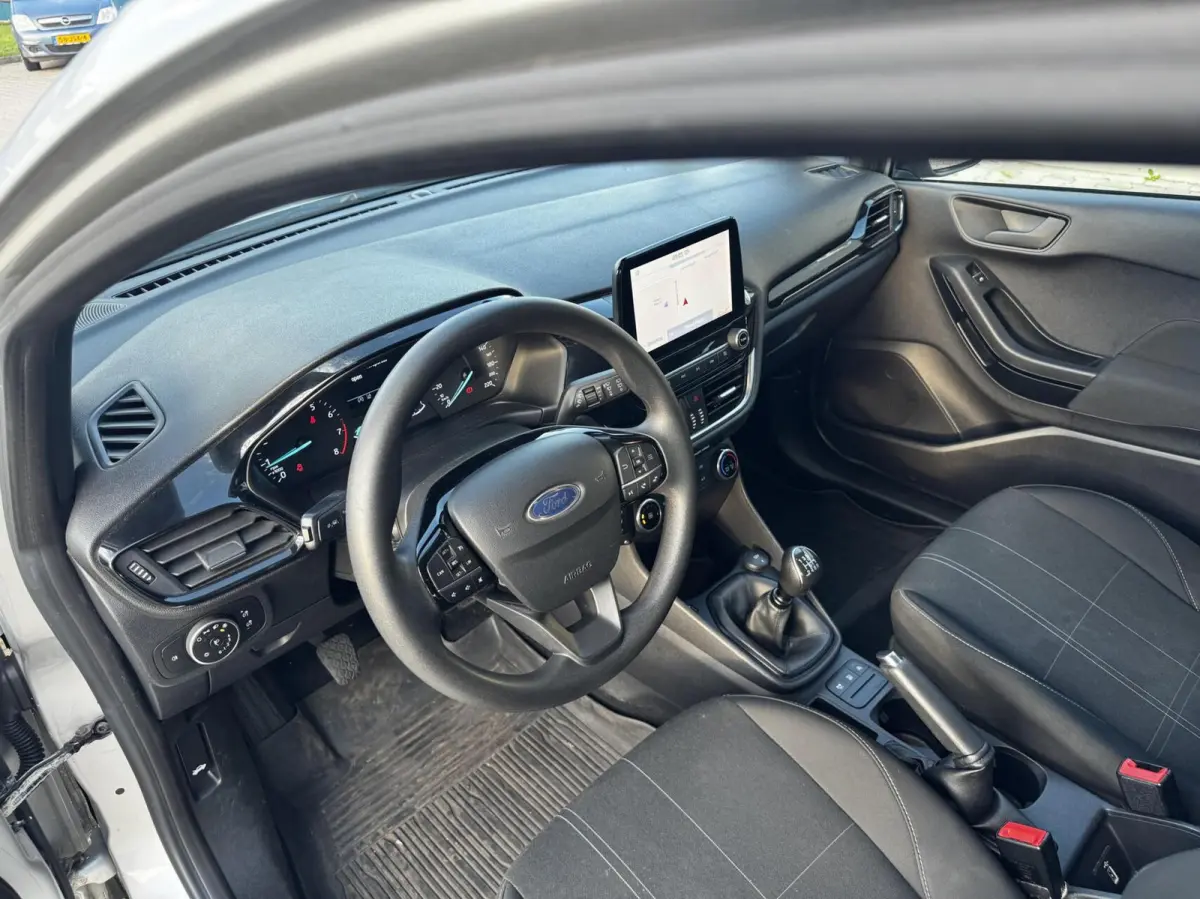1.0 EcoBoost Connected 5drs