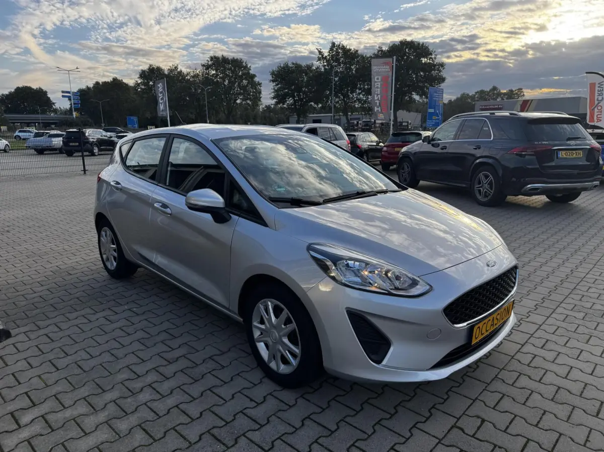 1.0 EcoBoost Connected 5drs