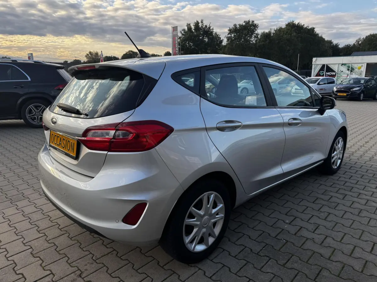 1.0 EcoBoost Connected 5drs