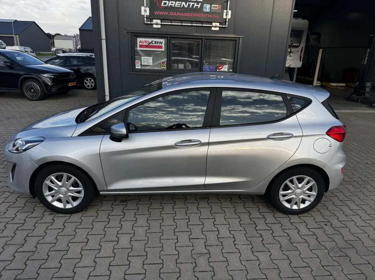 1.0 EcoBoost Connected 5drs