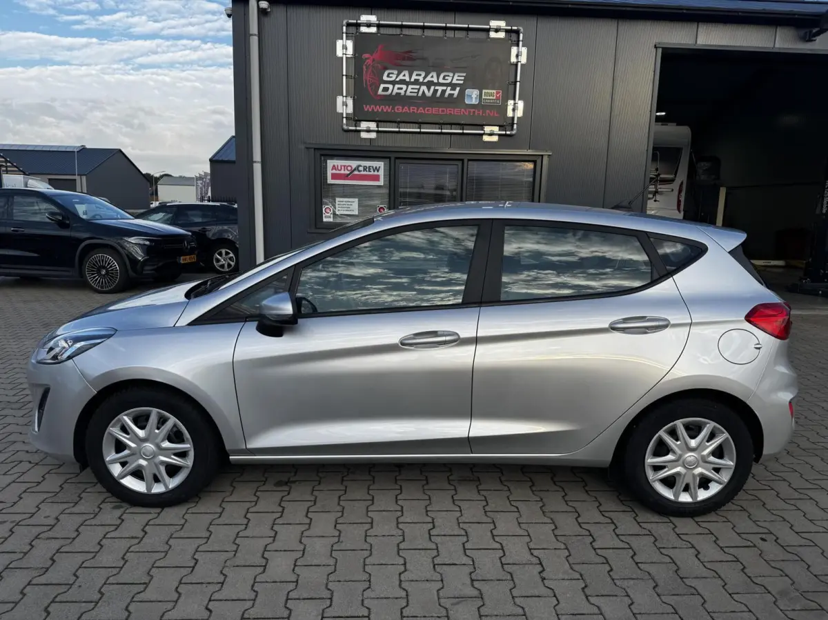 1.0 EcoBoost Connected 5drs