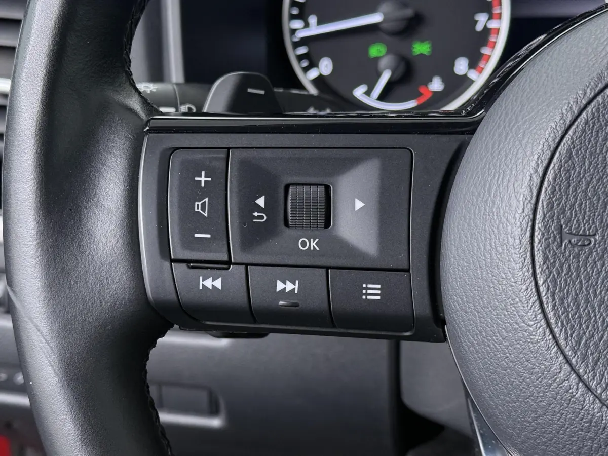 1.3 MHEV Xtronic Acenta | Trekhaak | 360 camera | Stoelverwarming |