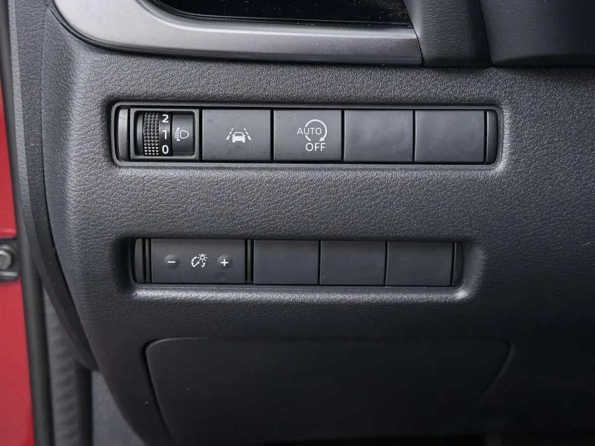 1.3 MHEV Xtronic Acenta | Trekhaak | 360 camera | Stoelverwarming |