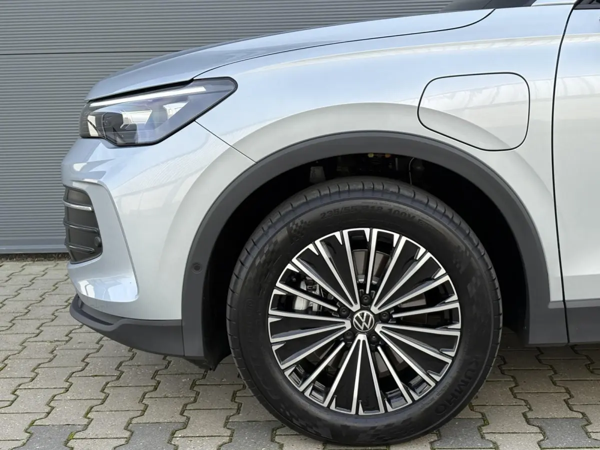 1.5 eHybrid 204pk DSG Life | SoH 98% | Trekhaak | 360 camera | Adaptief Onderstel | App Connect