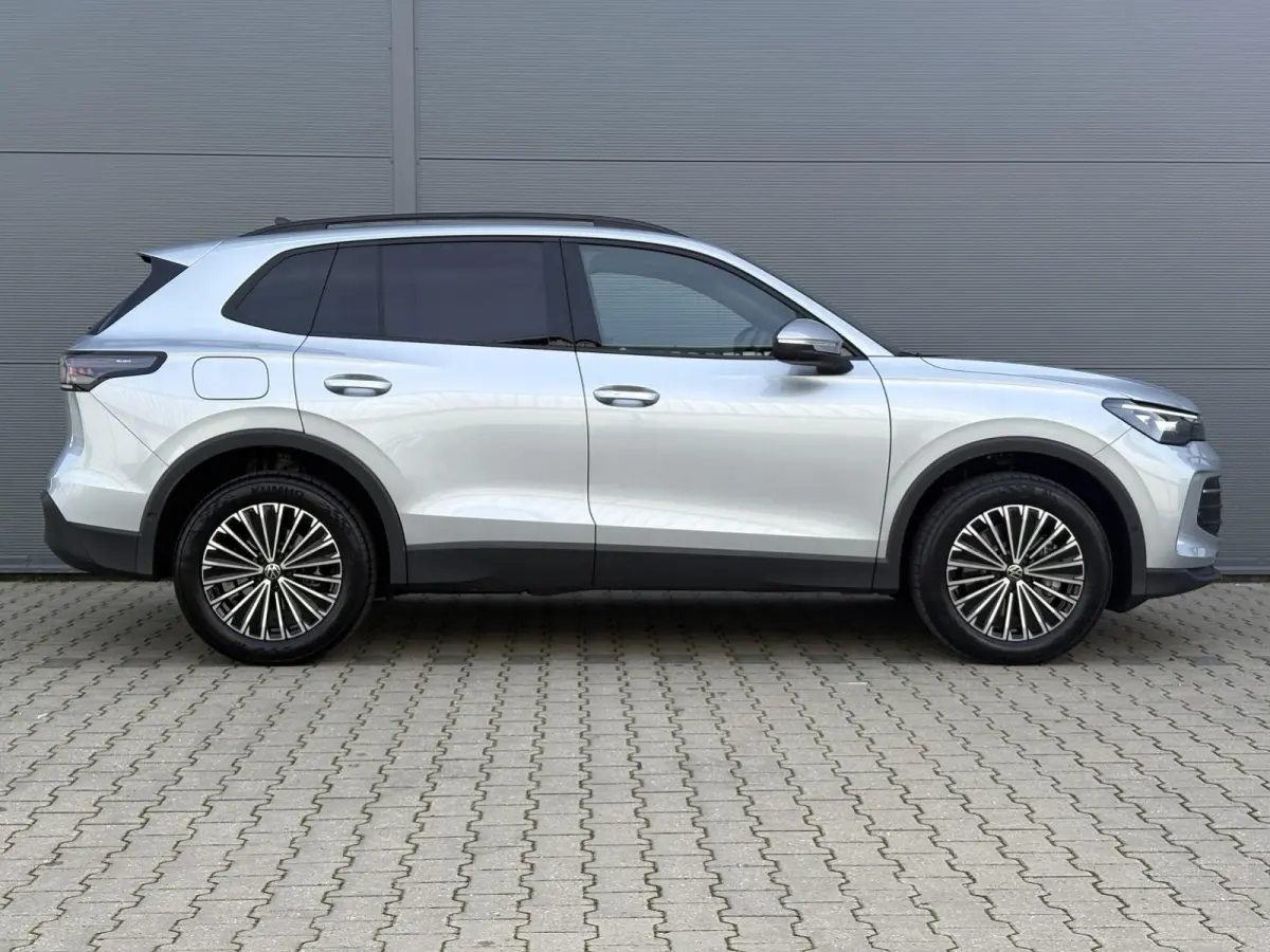 1.5 eHybrid 204pk DSG Life | SoH 98% | Trekhaak | 360 camera | Adaptief Onderstel | App Connect