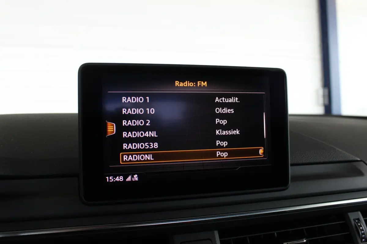 2.0 TFSI MHEV S-Line Edition 1e eigenaar | Adapt. Cruise | Trekhaak | Camera | Stoel/Stuurverw. | Bluetooth | 18" LMV | PDC V+A