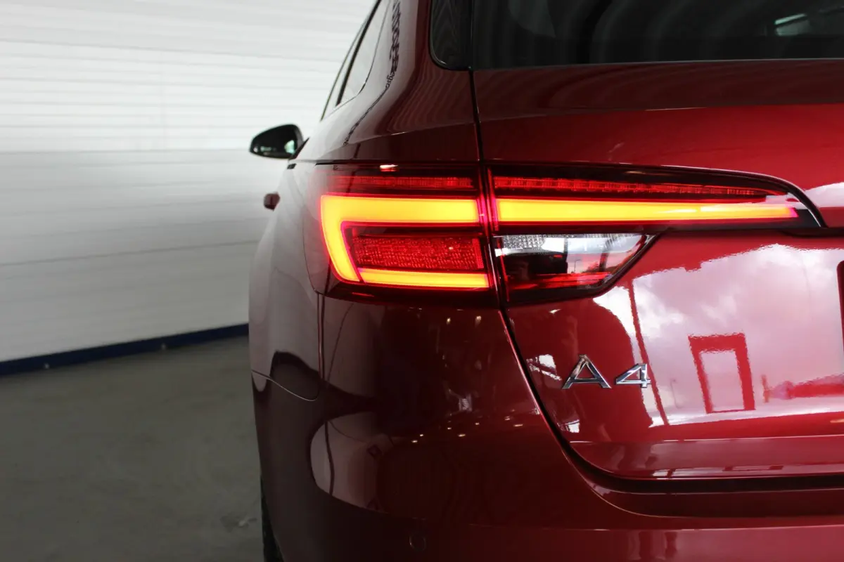 2.0 TFSI MHEV S-Line Edition 1e eigenaar | Adapt. Cruise | Trekhaak | Camera | Stoel/Stuurverw. | Bluetooth | 18" LMV | PDC V+A