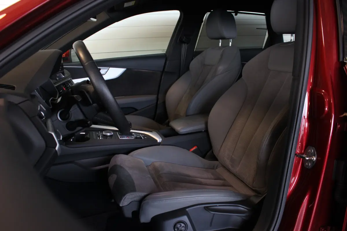 2.0 TFSI MHEV S-Line Edition 1e eigenaar | Adapt. Cruise | Trekhaak | Camera | Stoel/Stuurverw. | Bluetooth | 18" LMV | PDC V+A