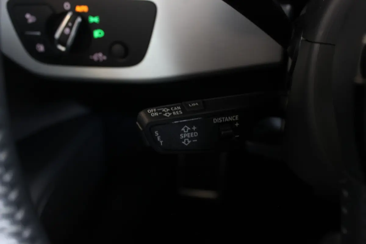 2.0 TFSI MHEV S-Line Edition 1e eigenaar | Adapt. Cruise | Trekhaak | Camera | Stoel/Stuurverw. | Bluetooth | 18" LMV | PDC V+A