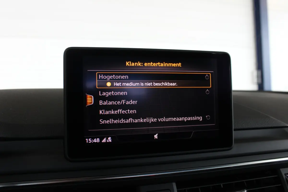 2.0 TFSI MHEV S-Line Edition 1e eigenaar | Adapt. Cruise | Trekhaak | Camera | Stoel/Stuurverw. | Bluetooth | 18" LMV | PDC V+A