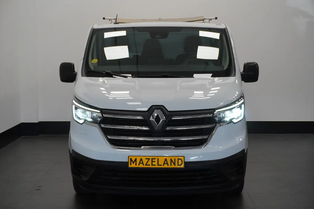 2.0 Blue dCi 130PK EURO 6 - Airco - Navi - Cruise - €16.900,- Excl.