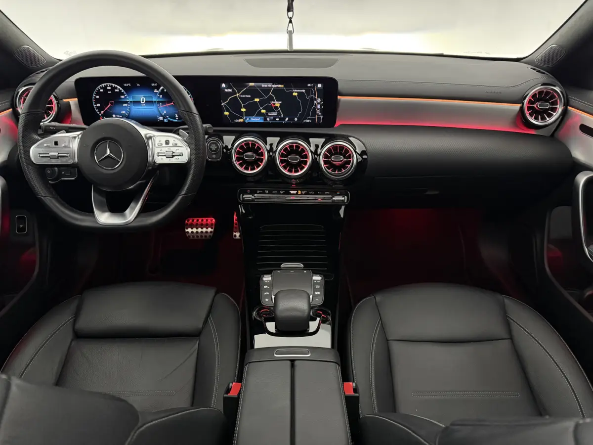200 AMG | Pano | Camera | Virtual | Sfeer | Cruise | Navi | NAP
